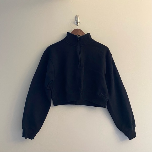 TNA ARITZIA Black Cozy Sweatfleece Perfect Fit Boyfriend Crop 1/2 Zip Sweatshirt - Picture 4 of 7